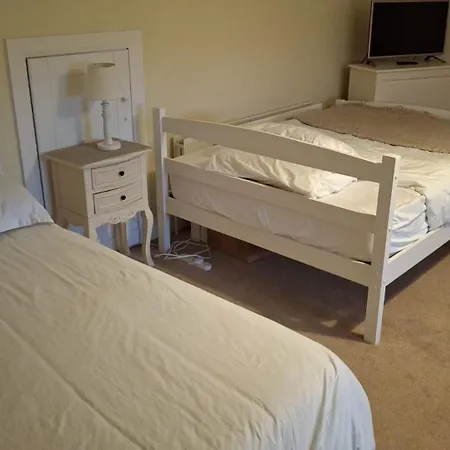 Deeside Manor 3* Stabannan