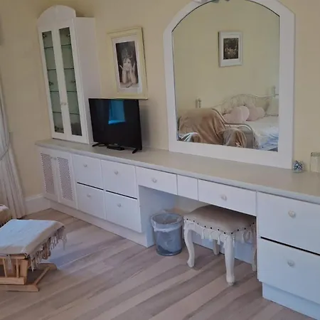 Deeside Manor Couette-café 3*