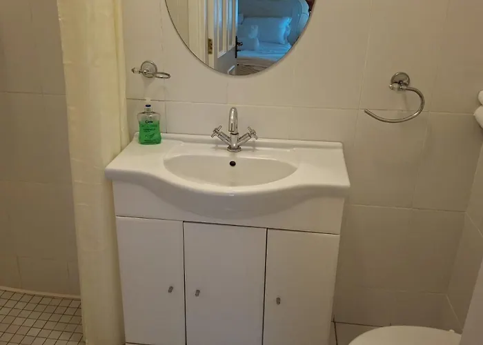 Deeside Manor Stabannan