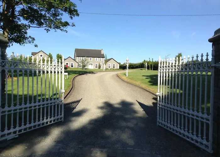 Bed & Breakfast Deeside Manor 3*